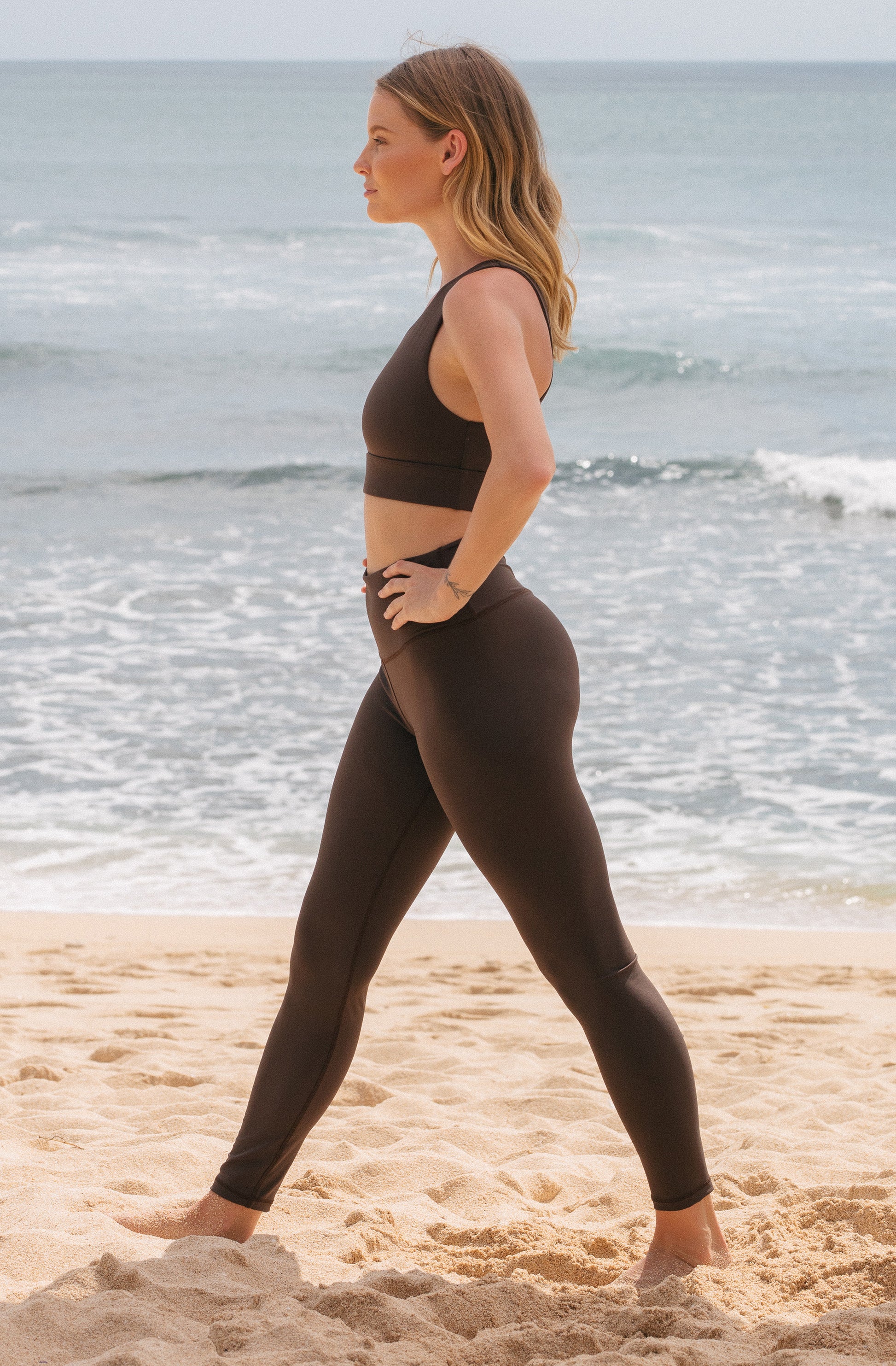 Sports Bra Isa Truffle and Leggings Women's Activewear