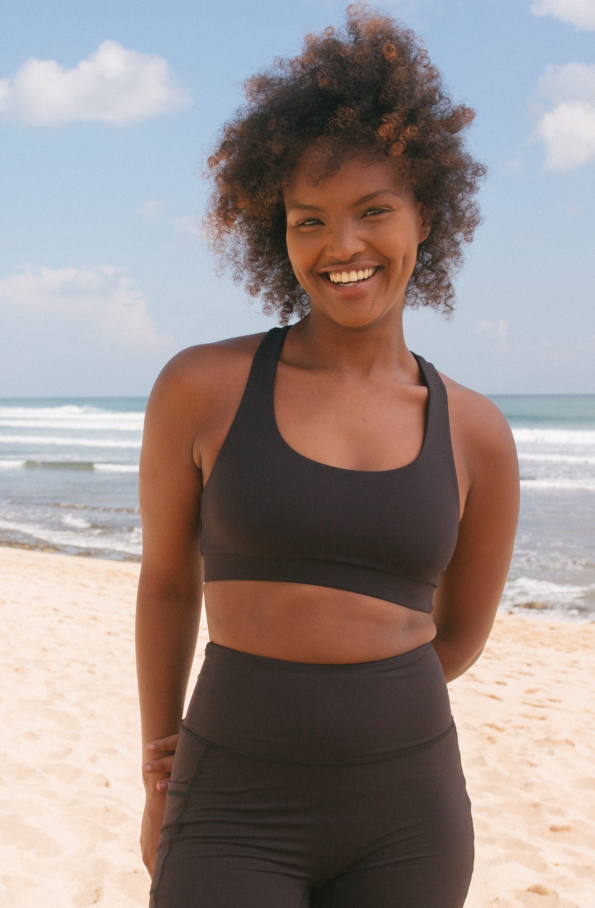 Front view training sports bra Upstate bike shorts black